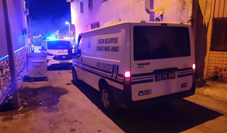 Edirne'de Sokakta ölü bulundu