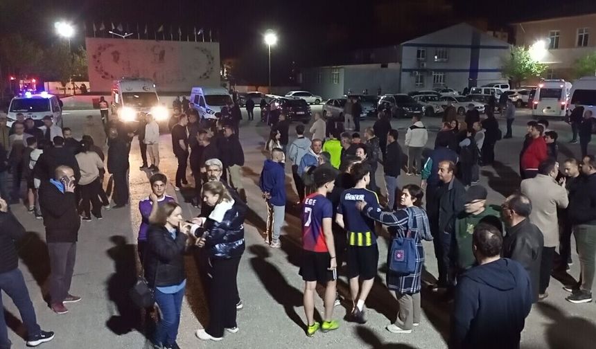 Nazilli Fen Lisesi Pansiyonunda Yangın: 46 Öğrenci Tahliye Edildi