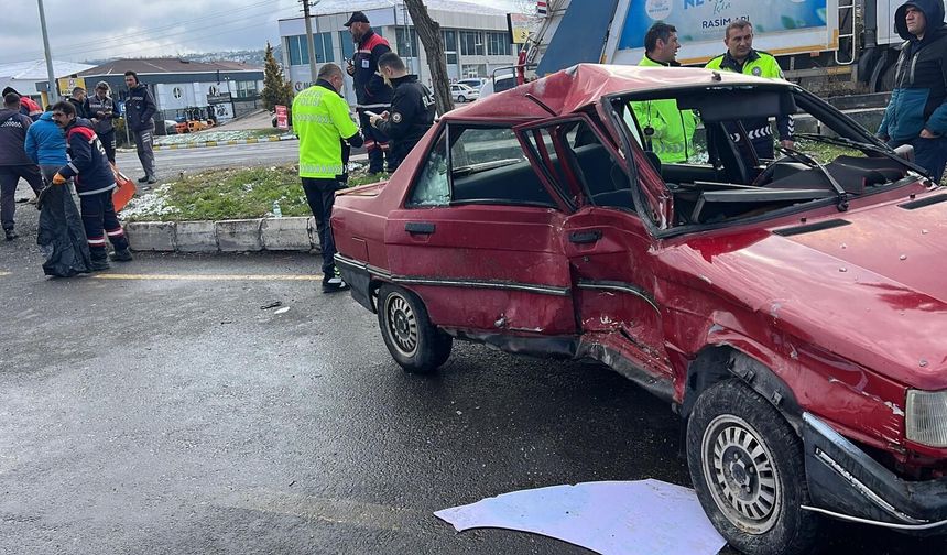Nevşehir'de otomobiller çarpıştı