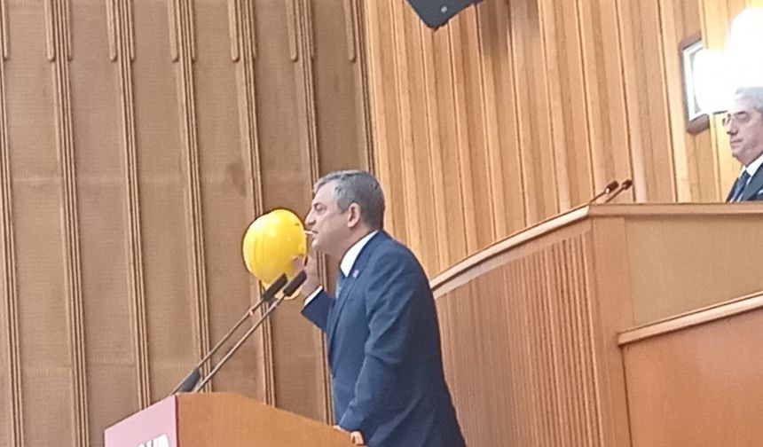 "55 Milletvekilinin İstifasını Getirmeyen Namettir!"