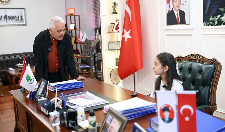 Başkan Şahin Makamını Çocuklara Devretti