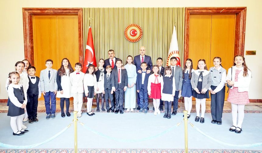 Meclis’te “23 Nisan Coşkusu” zirveye ulaştı