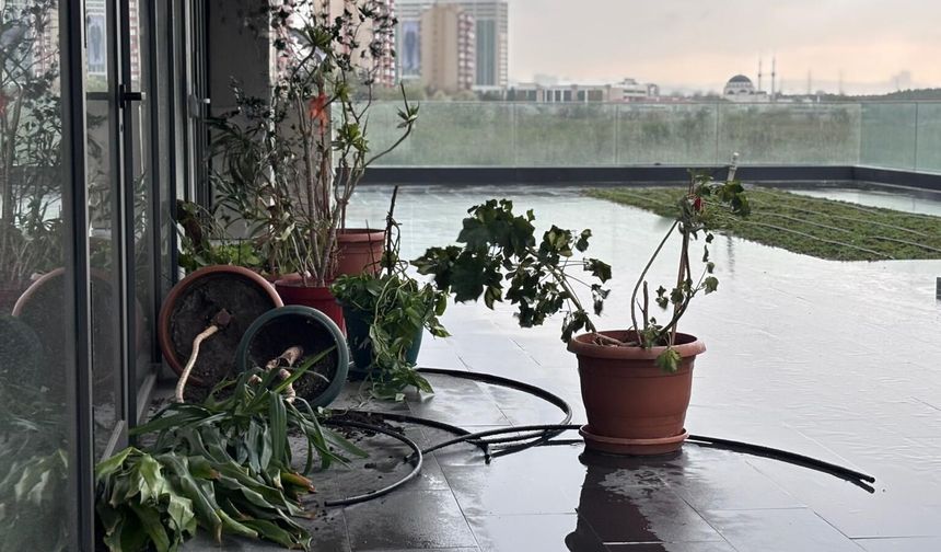 Ankara'da Sağanak Yağış Başladı: Vatandaşlar Zor Anlar Yaşadı!