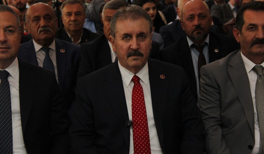 “Biz 33 yıldır dimdik ayaktayız”