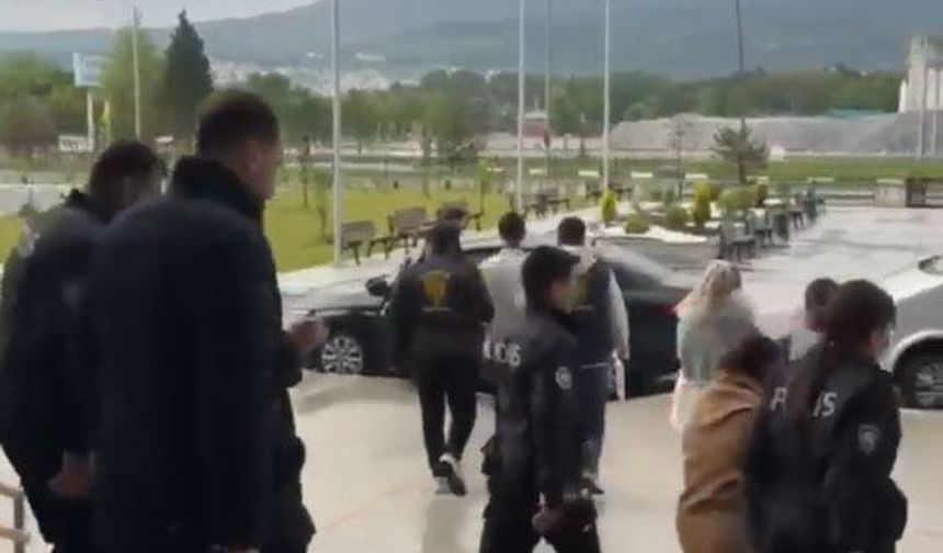 Kütahya’da Sahte Altın Operasyonu: 4 Şüpheli Yakalandı