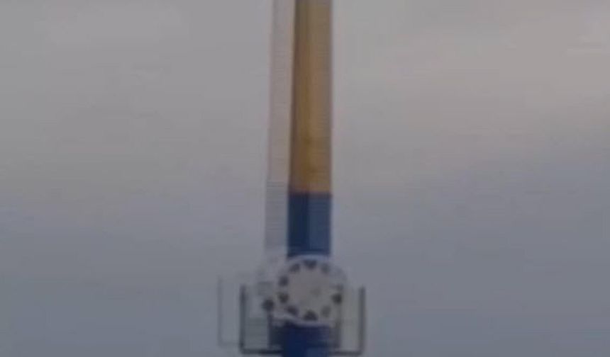 Lunaparkta  baş aşağı mahsur kaldılar