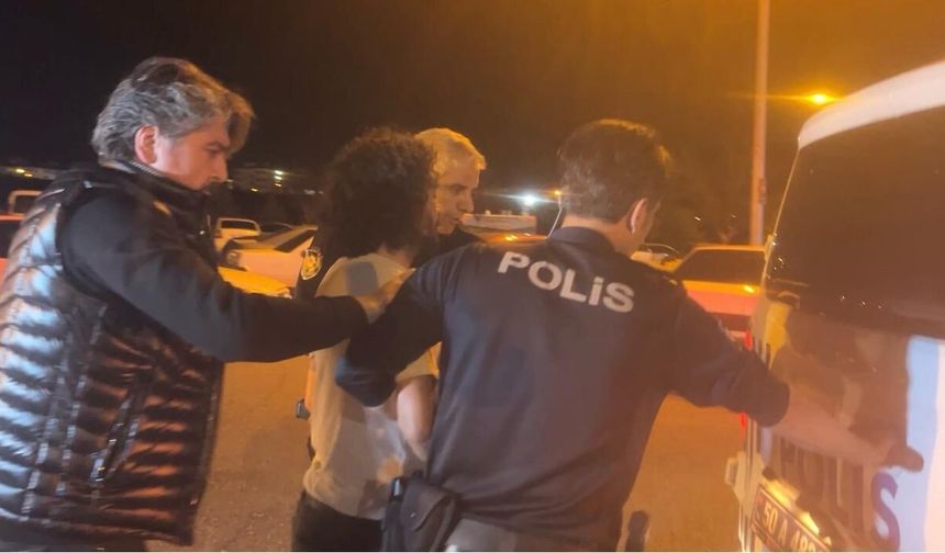 Sağlıkçılar Evde Rehin Kaldı, Polis Operasyonuyla Kurtarıldı