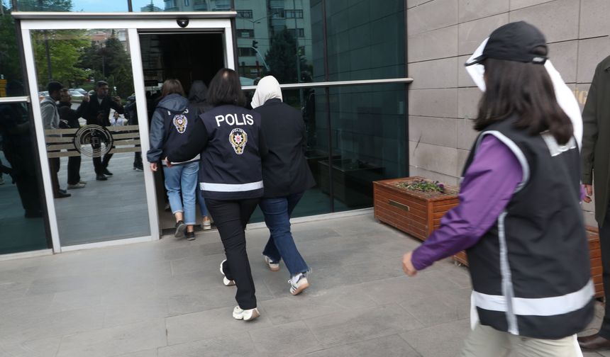 Tepebaşı Belediyesi'ne yolsuzluk operasyonu