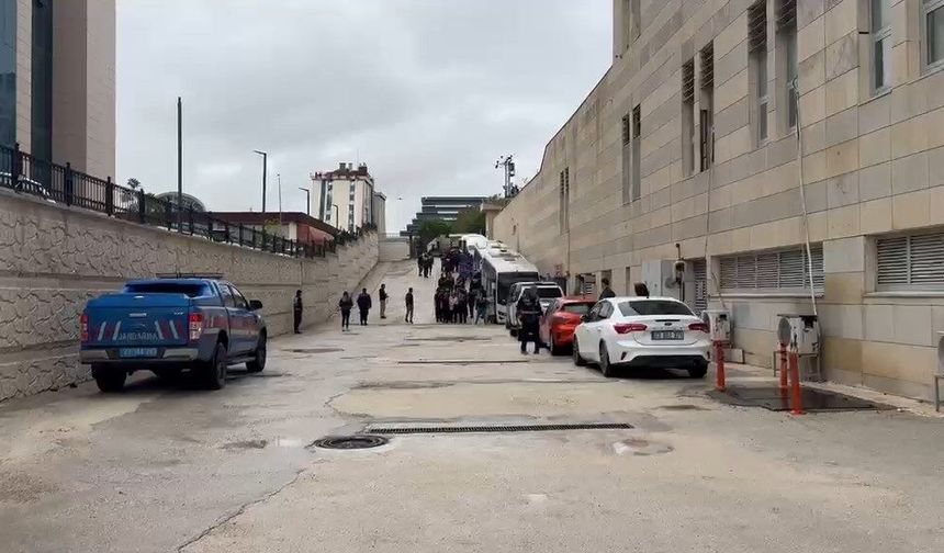 Yoğun bakım usulsüzlüğü operasyonu kapsamında 19 şüpheli adliyede!
