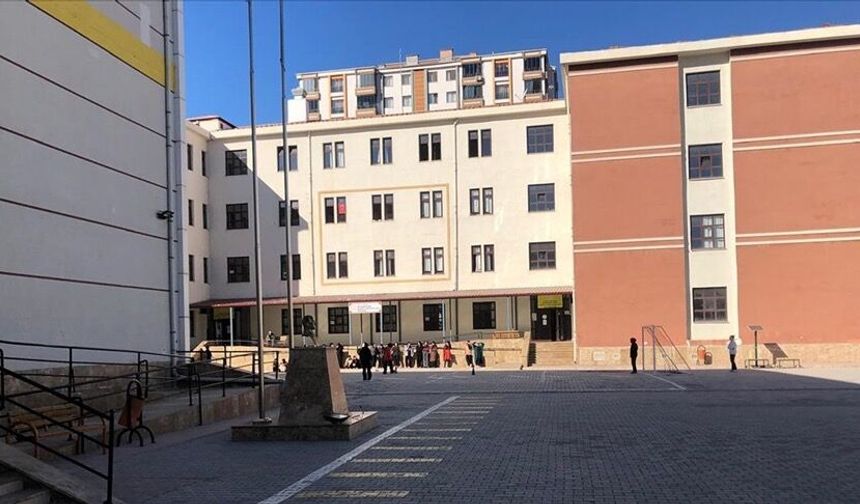 Deprem Sonrası Malatya’da Okullar Tatil Edildi!