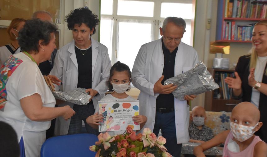 Hastane odaları sanat atölyesi oldu