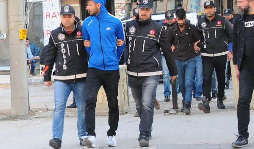 Diyarbakır'da sokak ortasında silahlı kavga: 1 kişi yaralandı