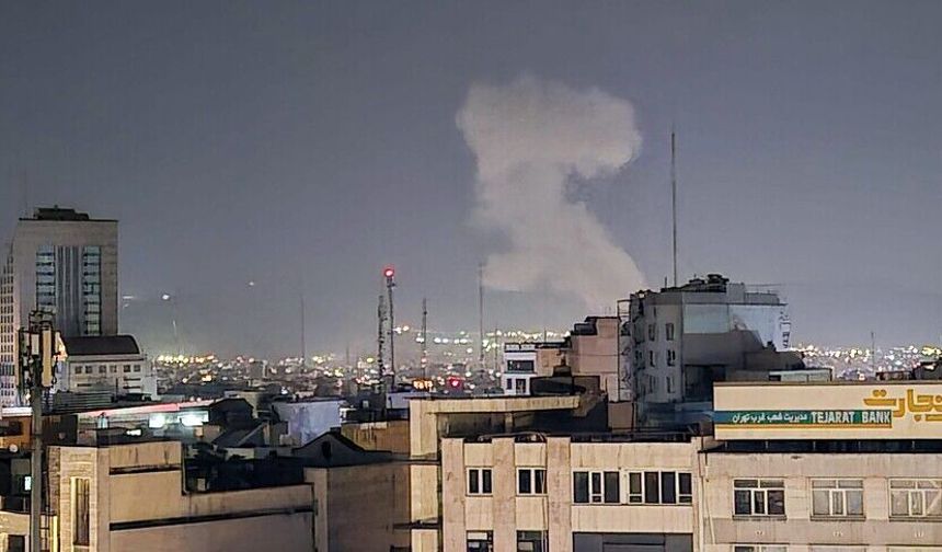 Son Dakika: İran, Bahreyn'deki ABD 5. Filosu'nu Vurduğunu Açıkladı