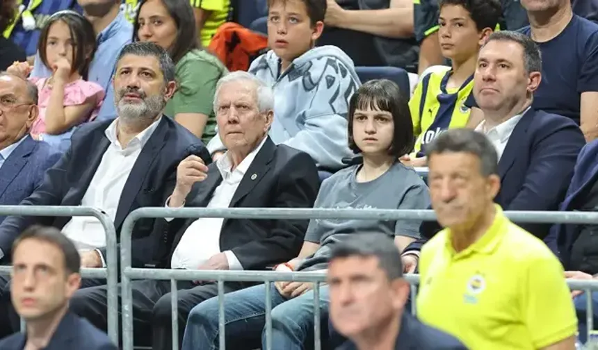 Aziz Yıldırım'ın izlediği maçta Beşiktaş'tan Fenerbahçe'ye büyük darbe
