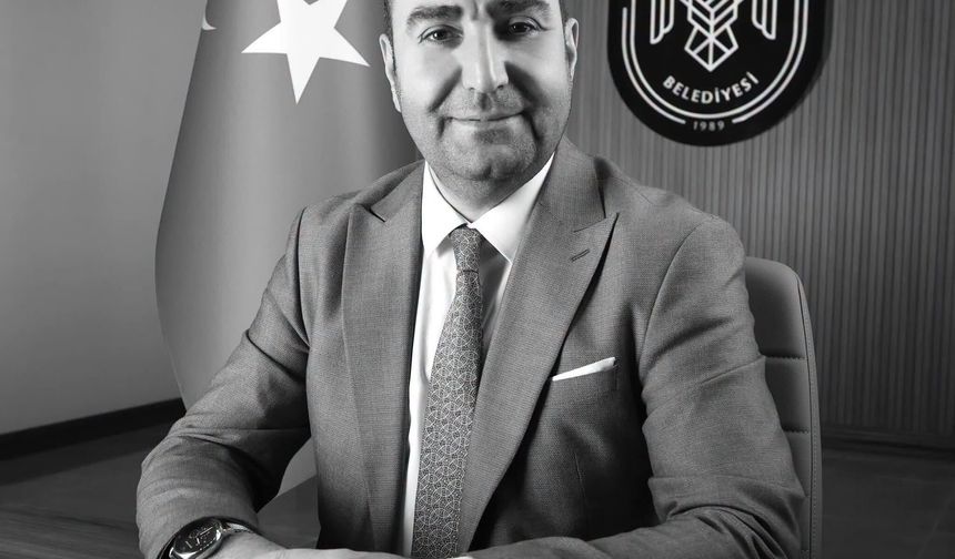 Belediye özel kalem müdürü bisikletten düşüp öldü