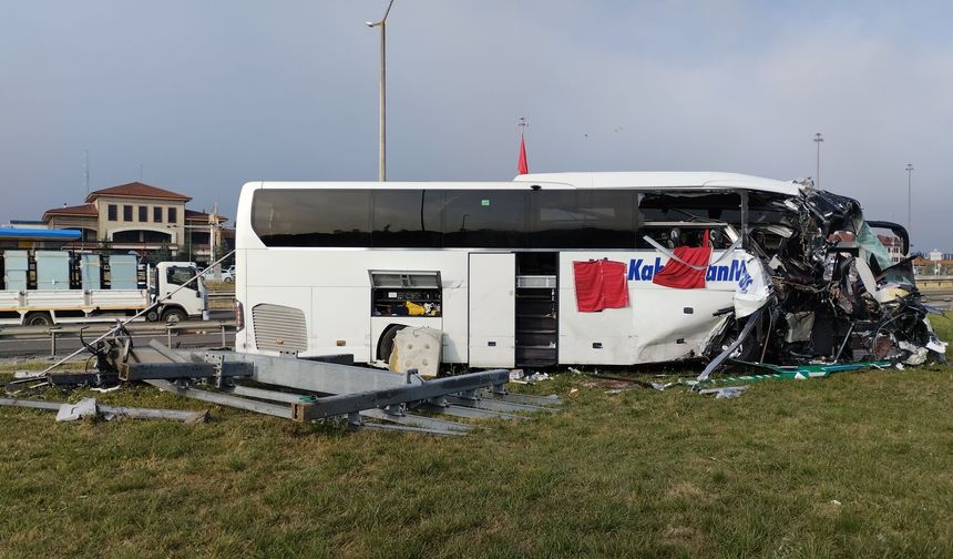 Bolu'daki otobüs kazasında acı haber: Ağır yaralı yolcu yaşamını yitirdi