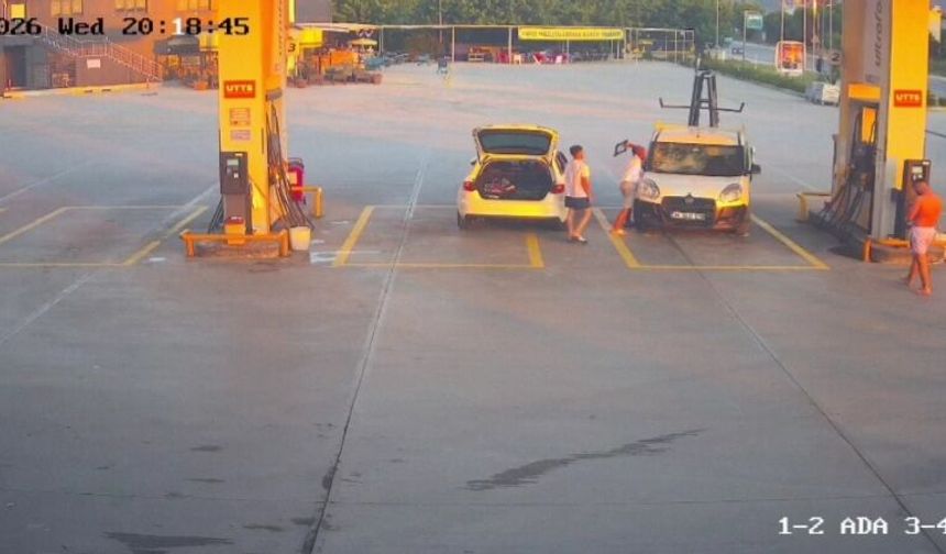Kuşadası'nda yol verme kavgası kamerada: 3 şüpheliye adli kontrol