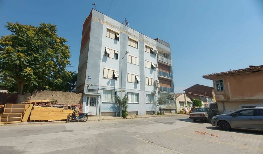 Telefon tartışması cinayetle bitti: Arkadaşını 5 bıçak darbesiyle öldürdü