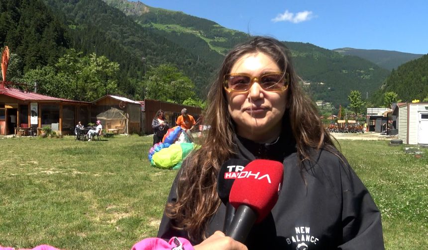 Uzungöl semalarında yamaç paraşütü heyecanı