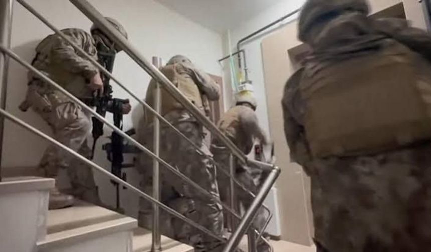 Mersin'deki Operasyon Görüntülerine Çifte Tepki: Soruşturma Başlatıldı!