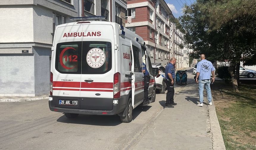 Seyyar satıcıyı bıçakla yaralayan zanlı tutuklandı