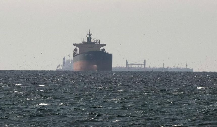 ABD: Hürmüz Boğazı’nda 53 geminin rotası değiştirildi