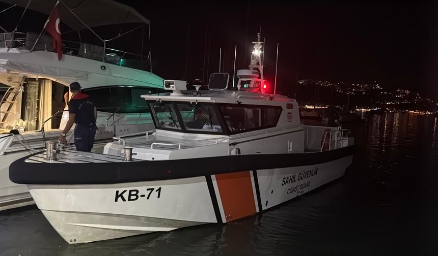 Bodrum’da Akvaryum Koyu’nda Mahsur Kalan 5 Arkadaş Kurtarıldı