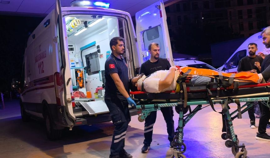 Bursa’da otomobille motosiklet kafa kafaya çarpıştı: Sürücü ağır yaralandı