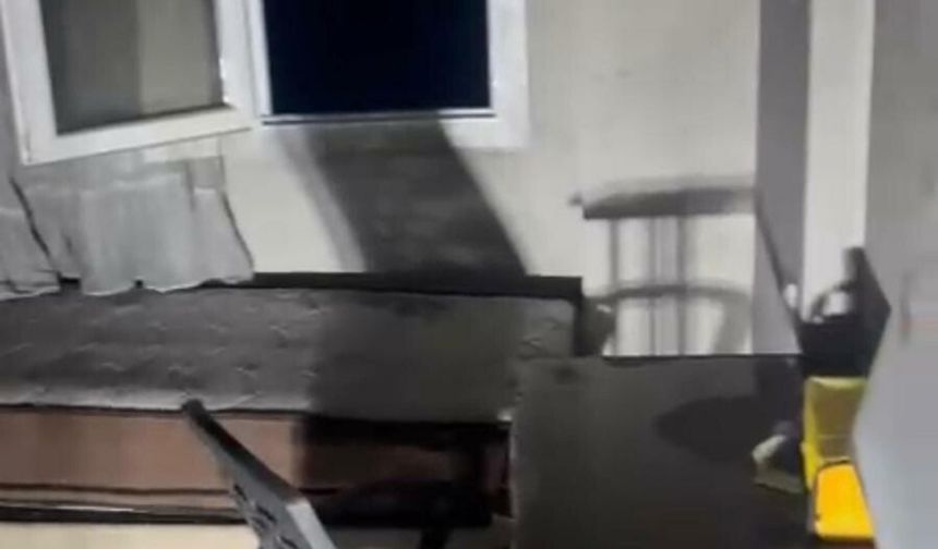 Evde çıkan yangında öldü, eşi yaralandı