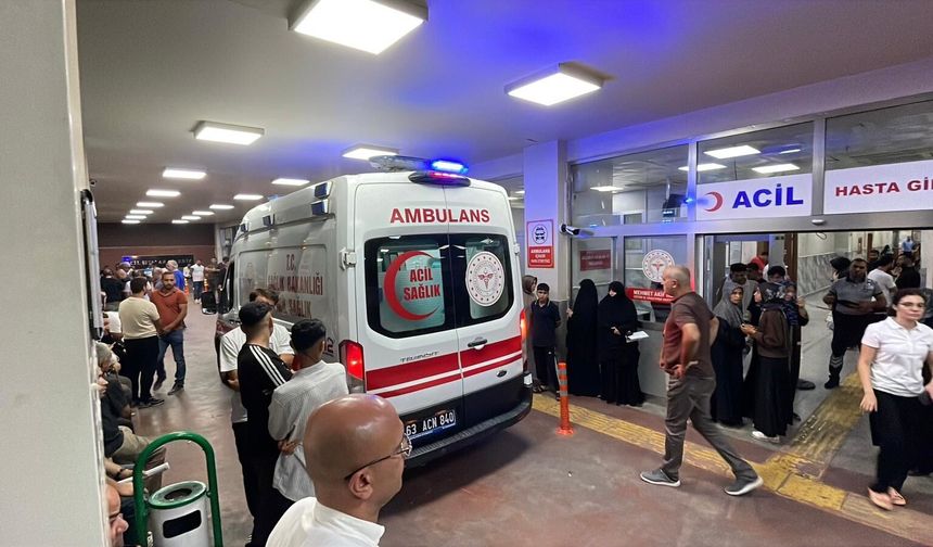 Otomobil devrildi, gazeteci hayatını kaybetti