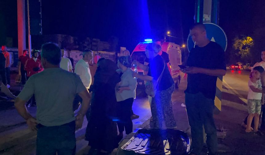 Sakarya’da feci kaza: 2’si ağır 7 yaralı