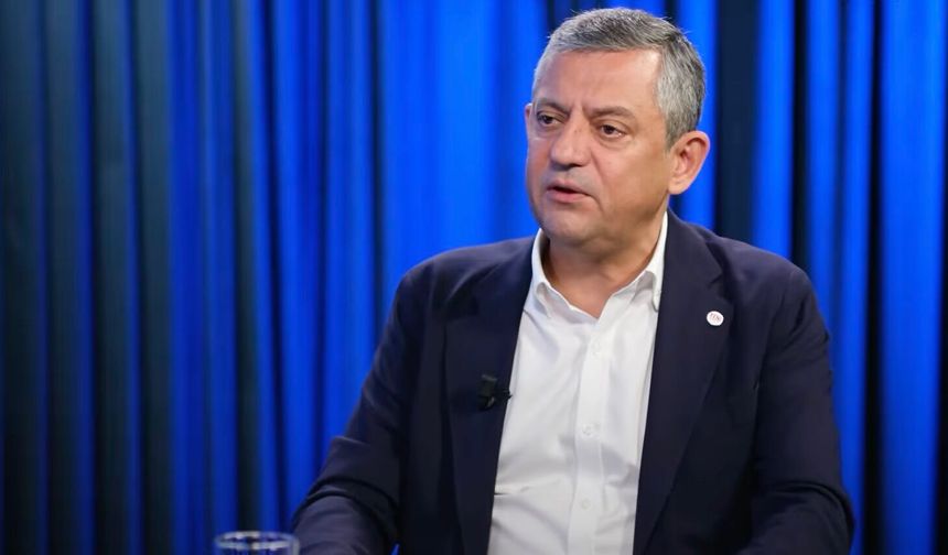 Özgür Özel'den Dikkat Çeken Özeleştiri!