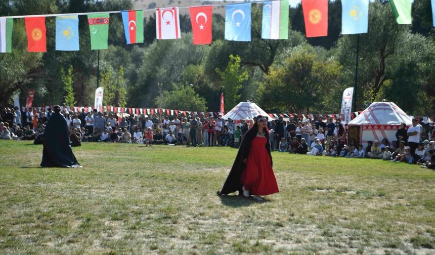 Türk Kültür Kampı’na 3 günde 80 bin ziyaretçi