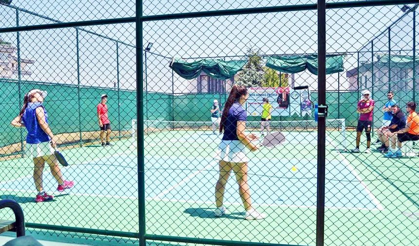 Vefa Serisi Pickleball Turnuvası Ankara'da gönüllere dokundu