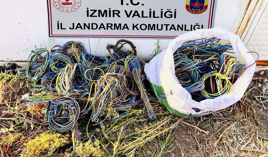 Aliağa’da kablo hırsızlığı operasyonu: 3 şüpheli tutuklandı