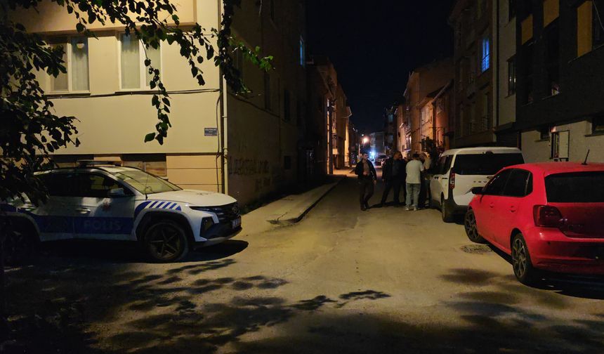 Eskişehir’de arkadaşının evinden düşen 43 yaşındaki adam öldü