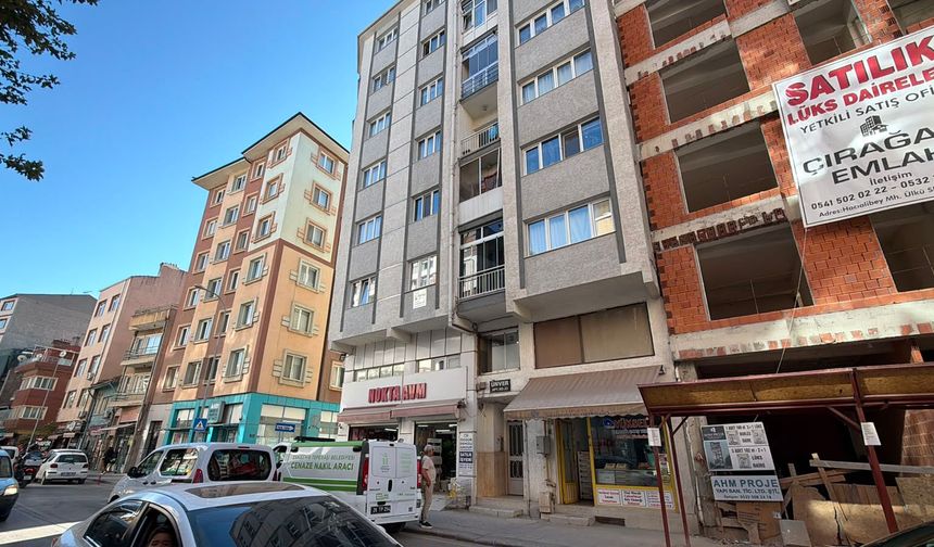 Evde Kardeşleri Ölü Buldu