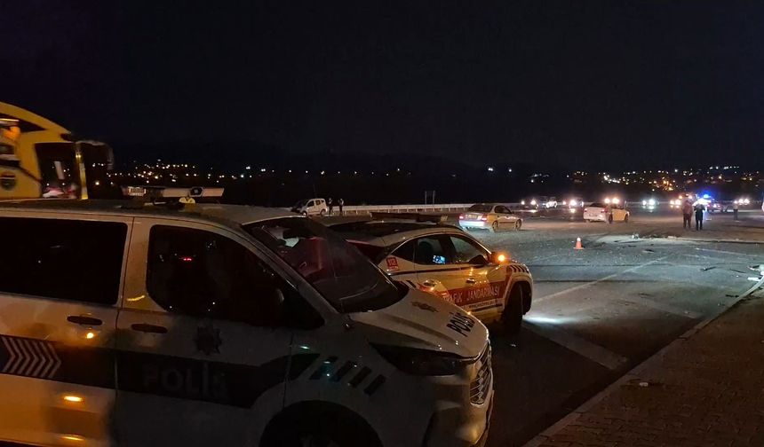 Malatya'da 3 aracın karıştığı kaza