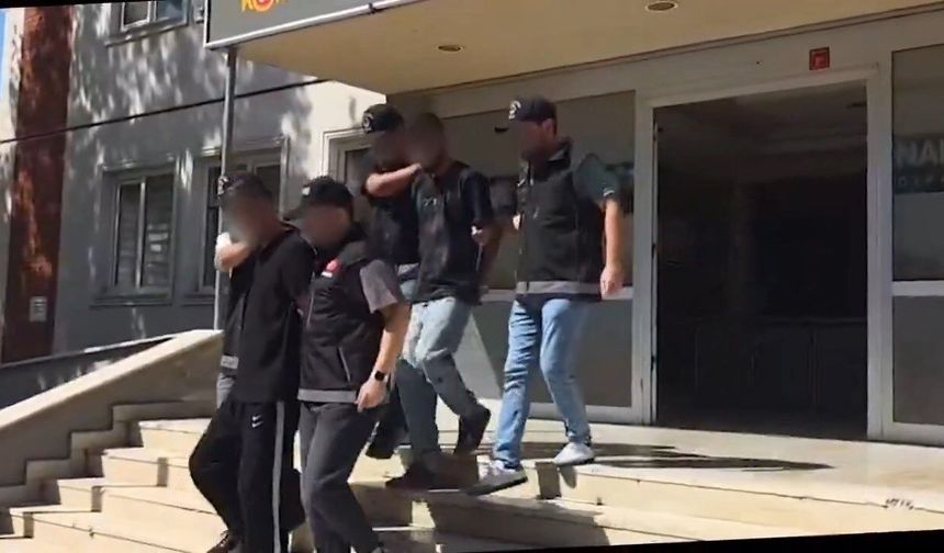 Midesinden 780 gram metamfetamin çıktı! 2 şüpheli tutuklandı