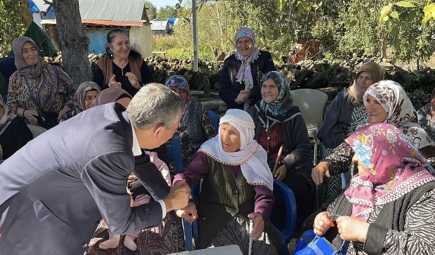 Özgür Özel Ardahan'da konuştu