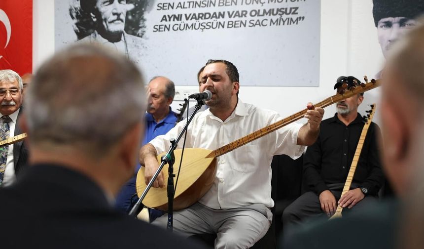 Keçiören’de Kadim Sanat Yeniden Canlandı: Âşıklar Kıraathanesi'nde Unutulmaz Gece!