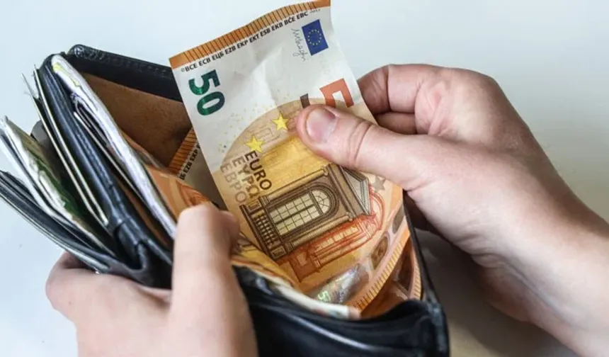 Doları Geçti Euro Konuşuluyor! Yıl Sonu Euro/TL Beklentisinde Rekor Tahmin!