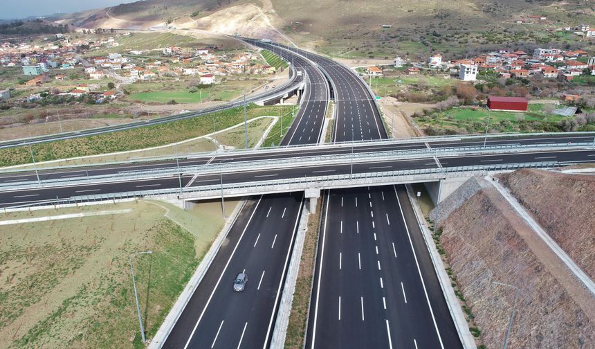 Otoyollarda Basan Yandı! O Hız Sınırının Geçerli Olduğu Yollar Hangileri?