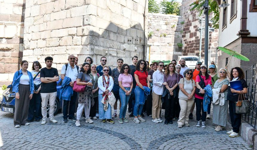 Ankara'da Roma'nın izinde tarih yolculuğu: Başkentliler asırlık mirası keşfetti