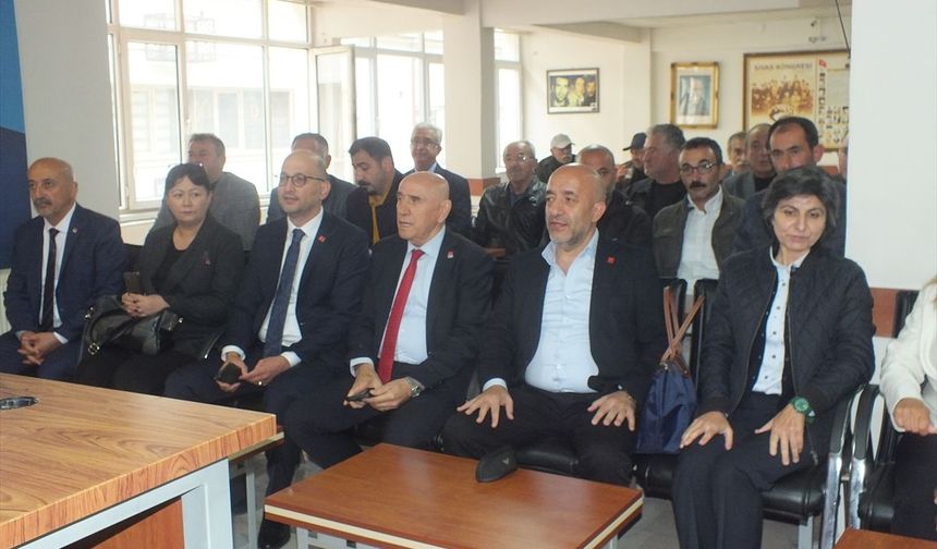 CHP Genel Başkan Yardımcısı, Sivas'ta partililerle bir araya geldi