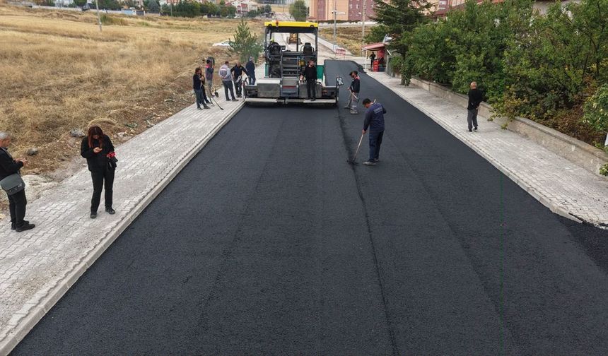 Kırıkkale Belediyesi yol çalışmalarına devam ediyor