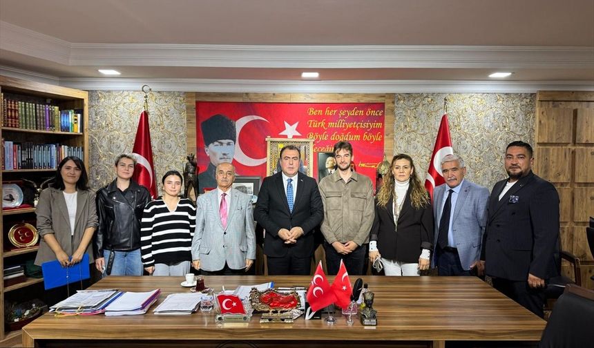 MHP Eskişehir İl Başkanı Sezer vatandaşlarla bir araya geldi