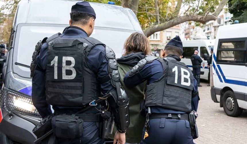 Fransa’da Sarı Yelekliler eylemi: 1314 kişi gözaltına alındı!