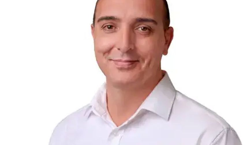 Konyaaltı Belediye Başkanı Cem Kotan Yeni Parti’ye Geçti