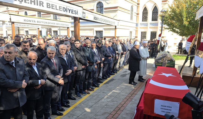 Muratpaşa Kaymakamı Kara, toprağa verildi!